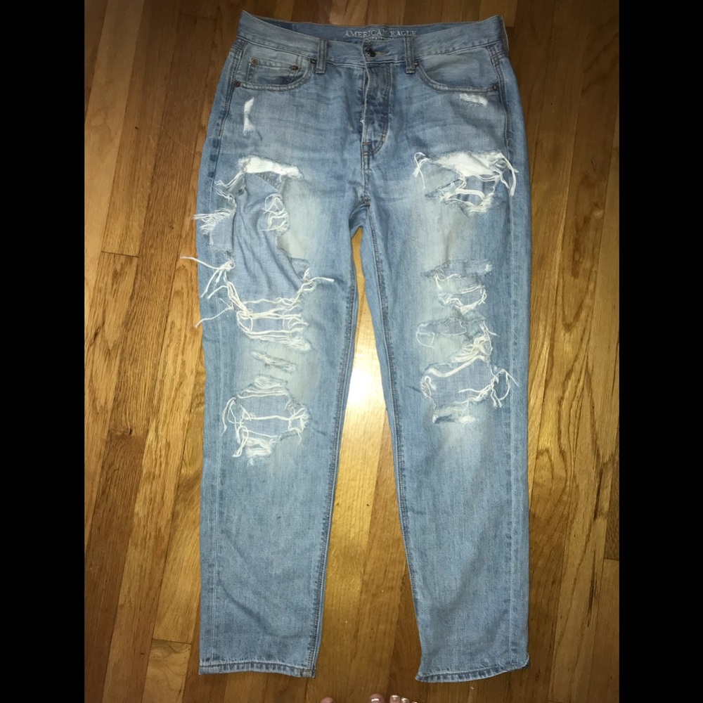 American Eagle Mom jeans